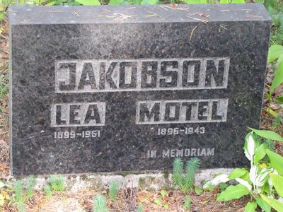 Jakobson Motel and Lea
