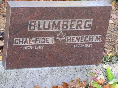 Blumberg
