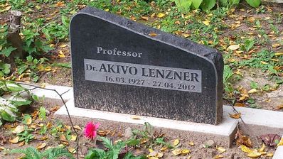 Lenzner Akivo
