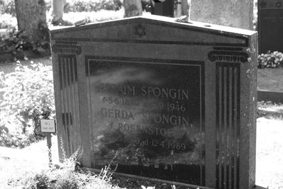 Spungin (Spongin) Efraim and Gerda
