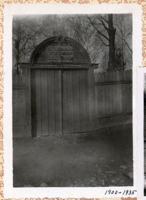 The gates between 1930-1935
