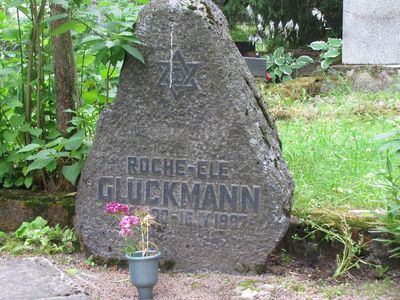 Glückman
