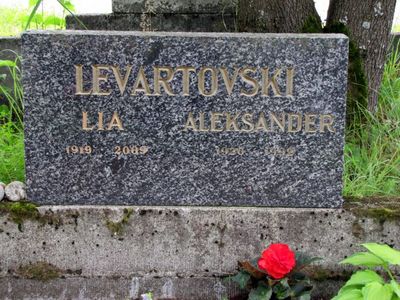 Levartovski Aleksander and Lia
